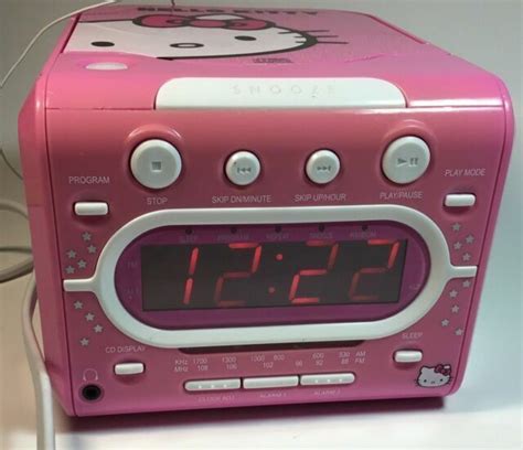 Hello Kitty Alarm Clock Radio with Digital Tuning AM FM Dual New pink