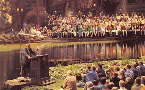 helmut schmidt bohemian grove