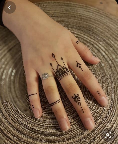 Henna, Sederhana, dan Cantik untuk Berbagai Acara