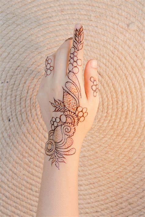 Untitled Henna designs feet, Hand tattoos, Tree of life
