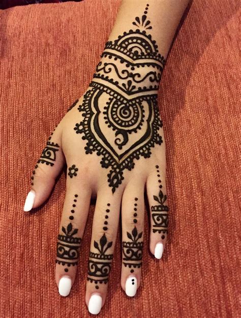 Beginner hand henna design 1 Hand henna, Beginner henna