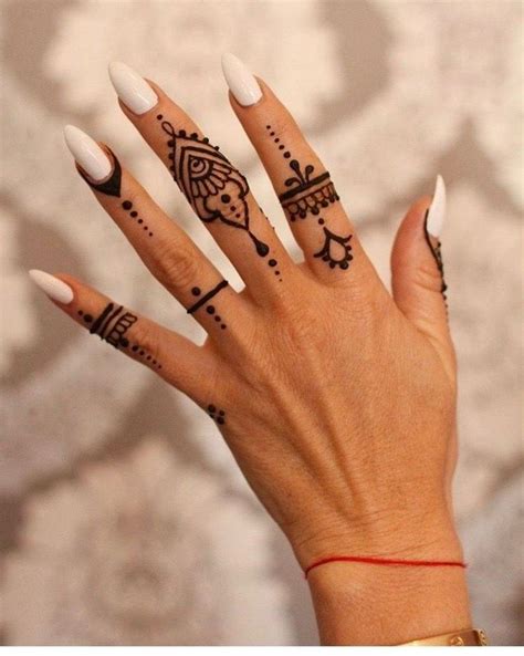 Cute Henna designs🌟 Henna tattoo designs simple, Simple