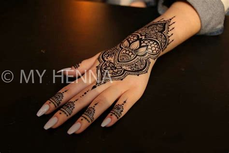 Henna Tattoos Köln / Henna Tattoo Vor Diesem