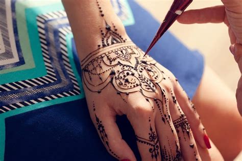 1001 + Ideen, wie Sie ein Henna Tattoo selber machen
