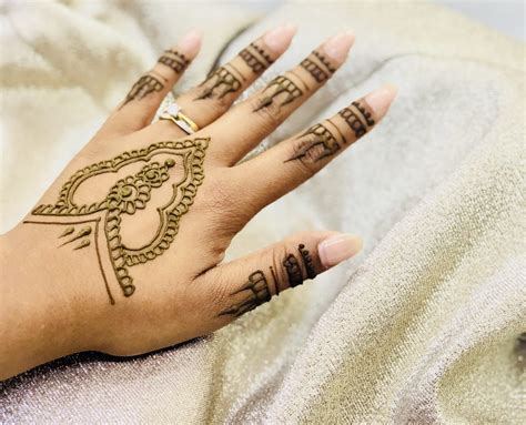 Henna Tattoo Artist in Michigan, Kids Entertainment Acme