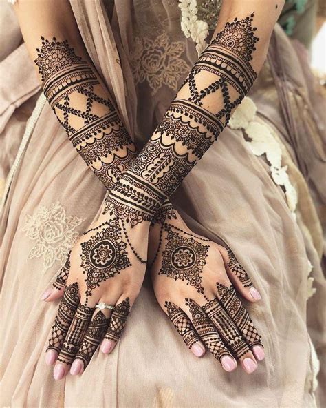 Bridal Mehndi Bridal mehndi, Hand henna, Henna hand tattoo