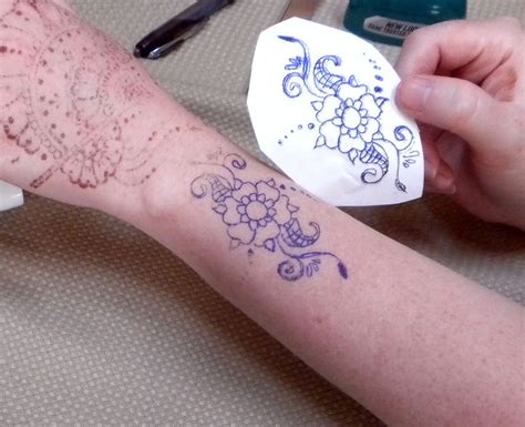 New Henna Hand Tattoo Stencils, Flower Lace Glitter