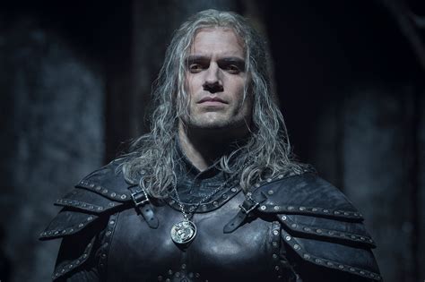 henry cavill in the witcher cast