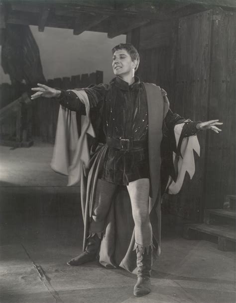 Henry V Chorus Act 2