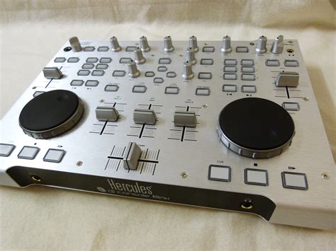 hercules dj console rmx