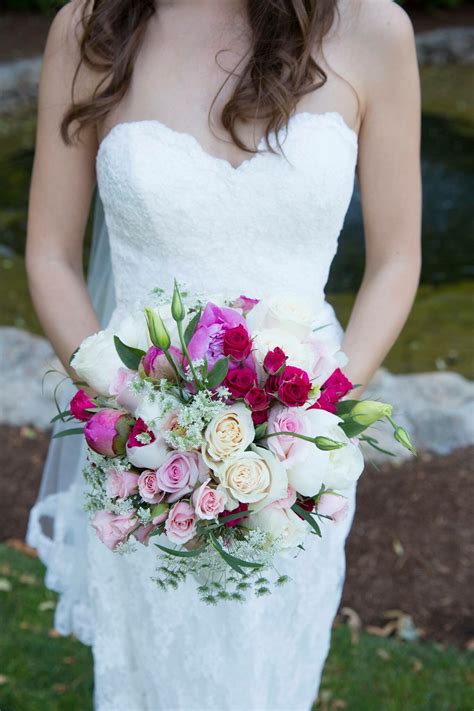 heritage flowers and balloons