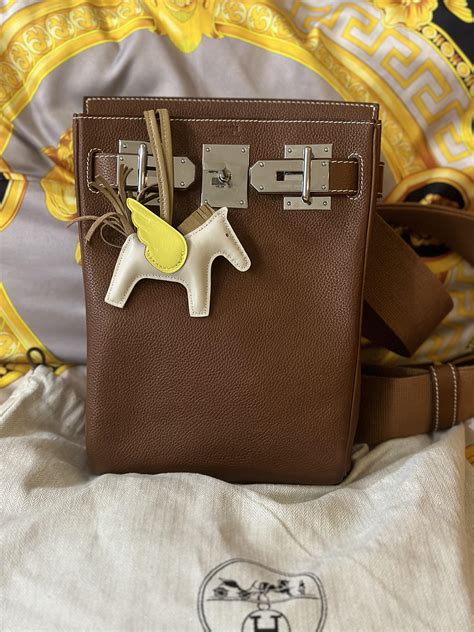 Hermes Hac A Dos Review: A Luxurious And Versatile Bag For The Modern Fashionista