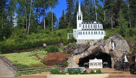 QuebecPanorama.com - Saint Anthony's Lake Bouchette hermitage