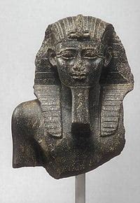 Herodot Un Yazdığı Mısır Firavununun Dilin Kökeni Deneyi