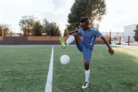 het nieuwsblad sportwereld voetbal uitslagen