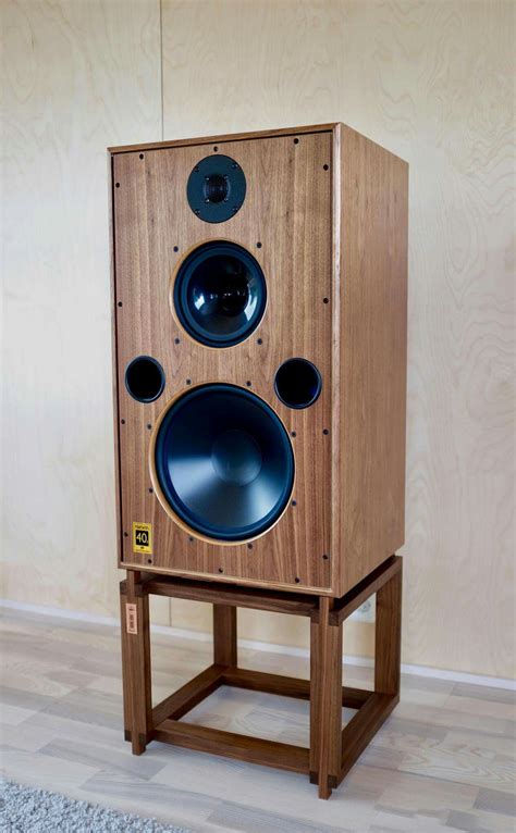 Hi-Fi Speaker Cabinets