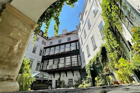 hidden vienna courtyard