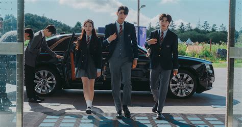 hierarchy kdrama plot