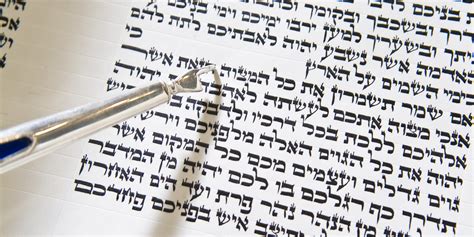 Jews Celebrate High Holiday of Simchat Torah [PHOTOS]