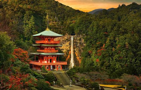 high end private guided tours of japan