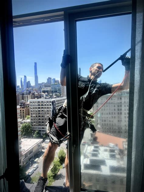 High End Window Cleaning