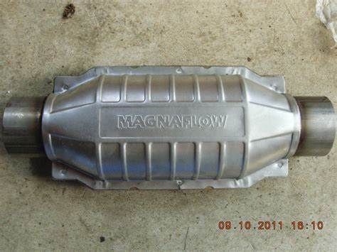 high flow catalytic converter magnaflow