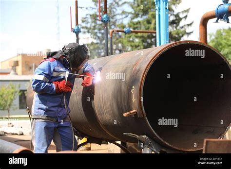 High Pressure Pipe Welding