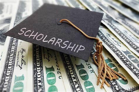 high school graduate scholarships and grants