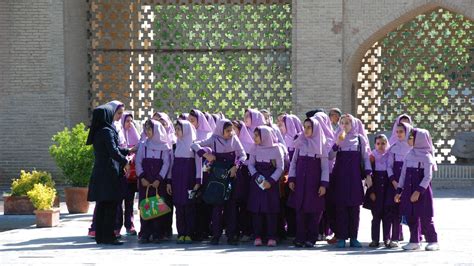 high school system in iran