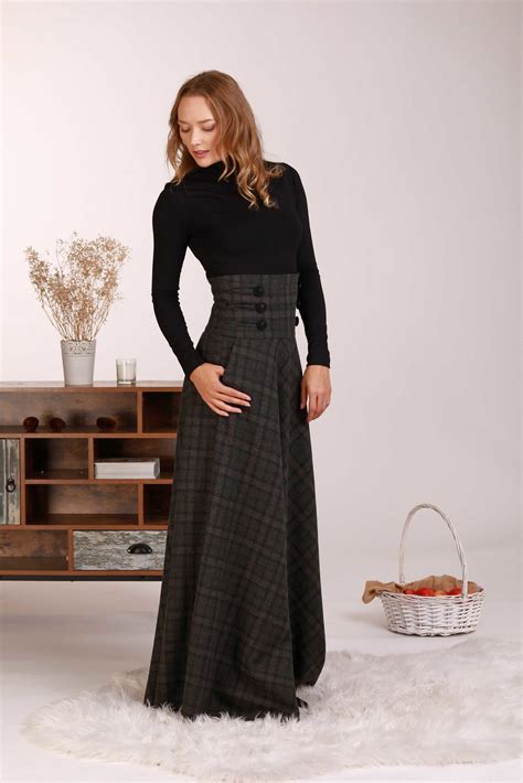 High Waisted Long Skirt Outfits