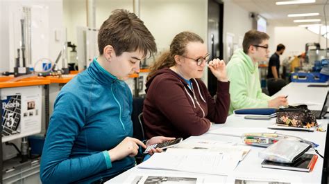 higher it apprenticeships