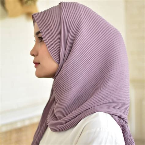 hijab pashmina plisket simple