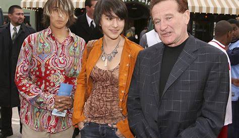 El hijo de Robin Williams se casa y reivindica a su padre tras su