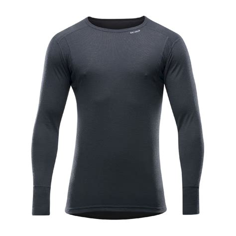 Best Base Layers For Hiking Or Backpacking In Cold Weather