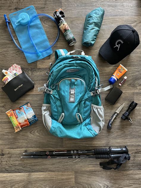 hiking essentials Hawaii