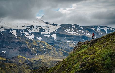 Glacier Wonders Hike Atop a Glacier in Iceland Guide