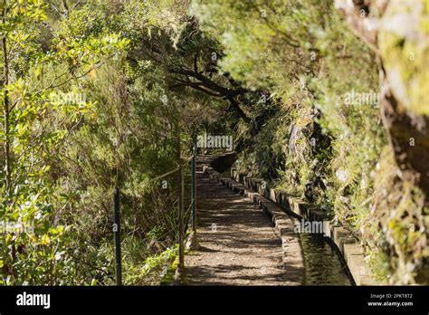 hiking path portugal