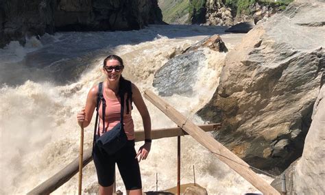 hiking smaller gorge