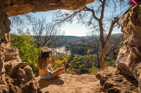 5 Austin Hiking Trails to Try This Fall Austin hiking, Hiking in