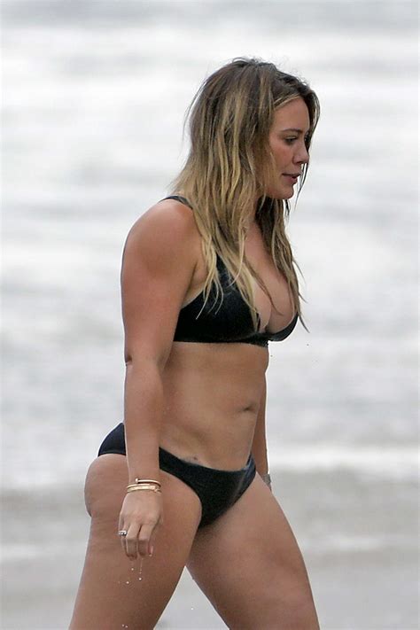 hillary duff bikini