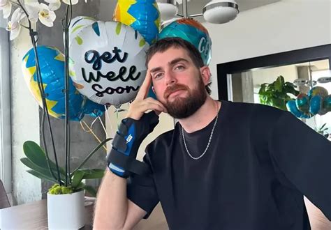 hillary girthmaster owo