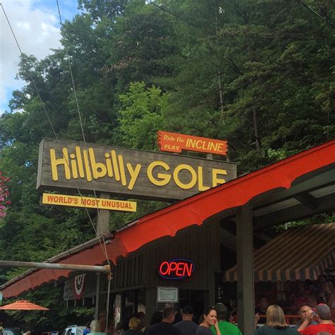 Hillbilly Golf About