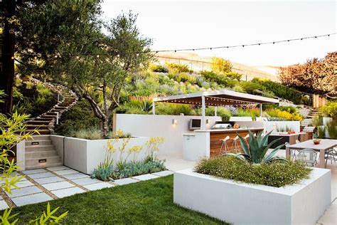 Hillside Backyard Landscaping
