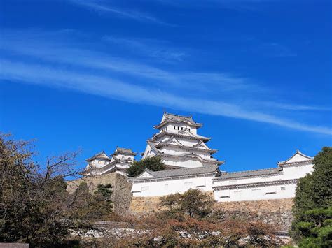 himeji castle hours