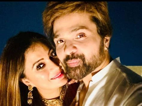 himesh reshammiya wife age