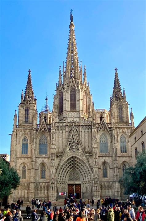 historical building in barcelona