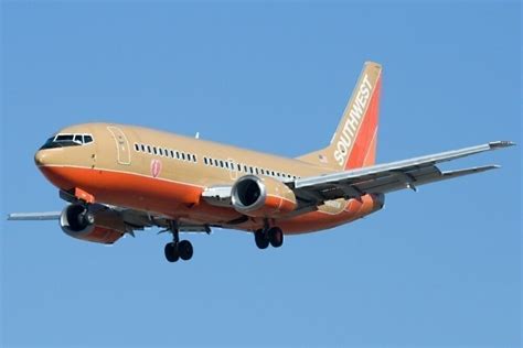 history of the boeing 737