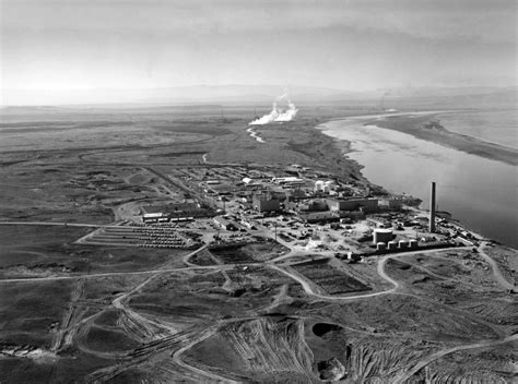 history of the hanford site