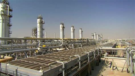 history of the oil industry in saudi arabia