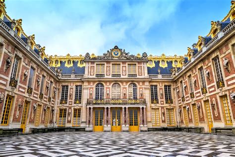 history of the palace of versailles france